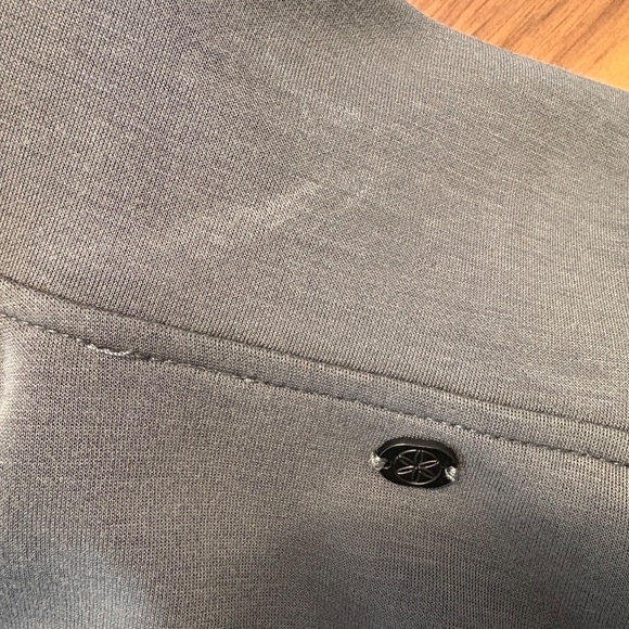 Gaiam soft zip neck sweatshirt - size XS - Picture 3 of 9